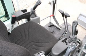 TB280FR Operator Station