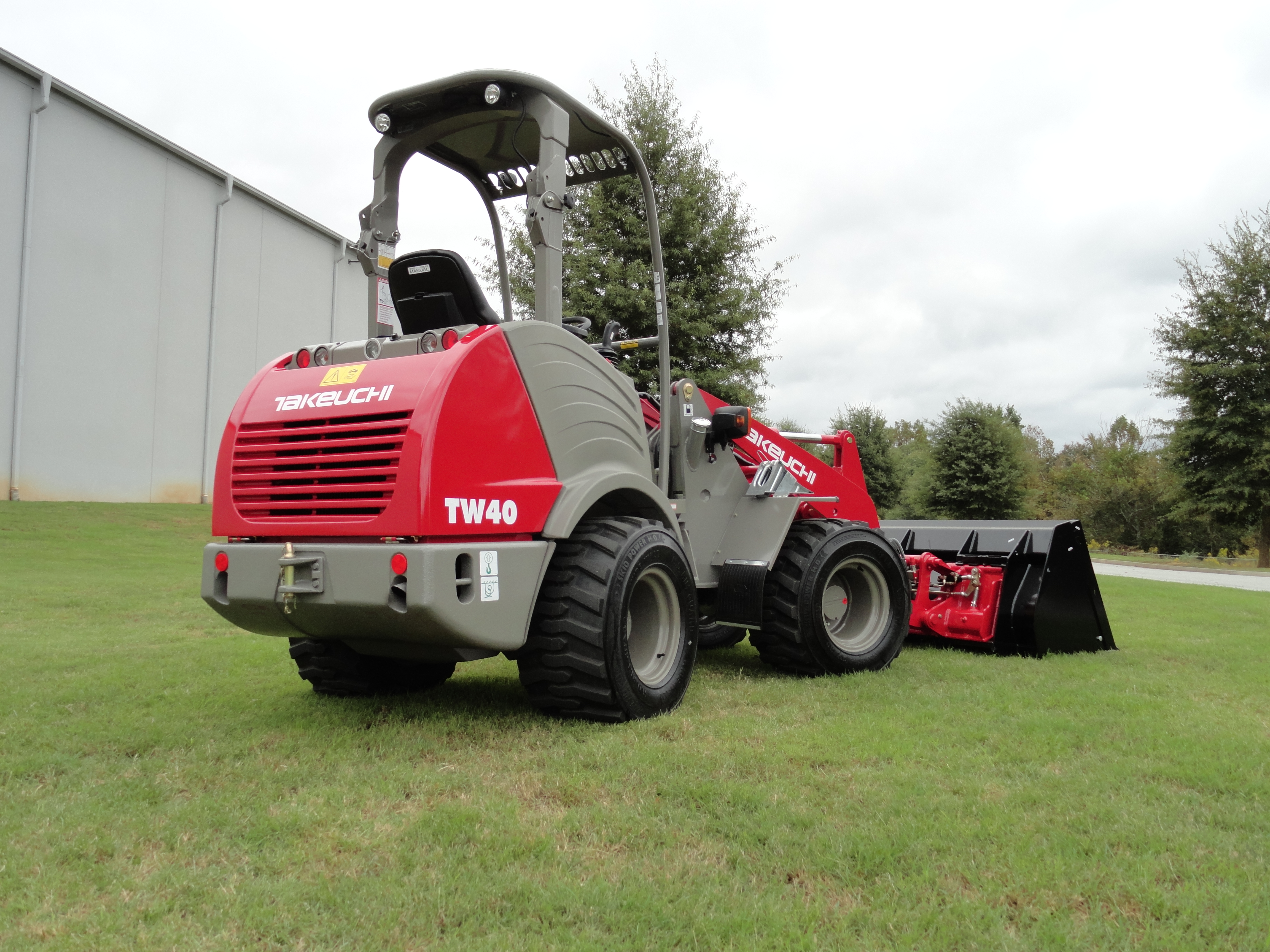 https://www.takeuchi-us.com/wp-content/