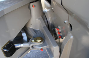 Grease Fittings in TW95