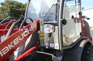 Handle & Non-Skid Steps on TW60 Series 2 Wheel Loader