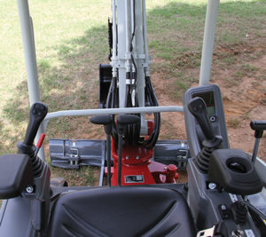 TB225 Operator Station