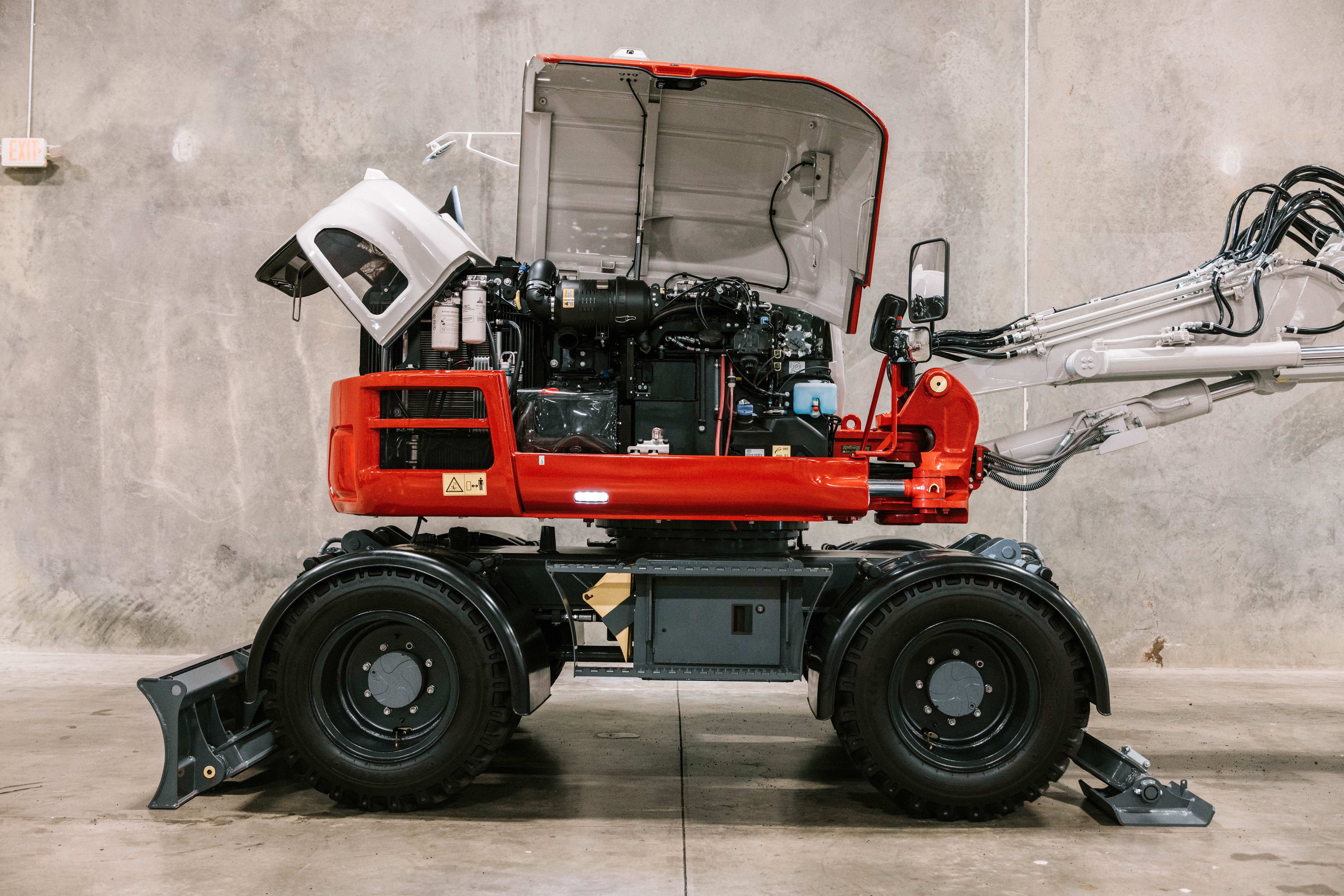 TB395W service doors open