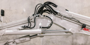 Two-Piece Boom TB395W